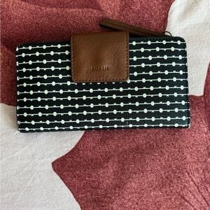 Fossil Black and White Patterned Wallet with Brown Flap